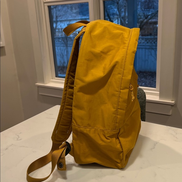 Fjallraven Vardag 25 Yellow - Picture 4 of 6